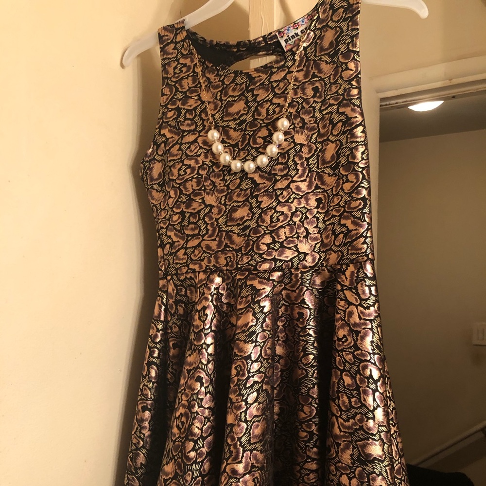 Beautiful Girls Size 8 Dress.
